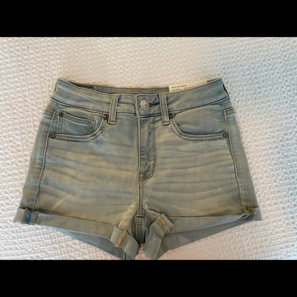 BRAND NEW AE high arise shorts | American eagle - Picture 1 of 6
